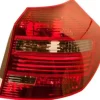 Feu arrière droit pour BMW SERIE 1 E87N de 2007 à 2011, modèle 5 portes, noir, LED, rouge et fumé, BLACK LINE, Neuf