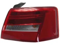 Feu arrière extérieur droit pour AUDI A6 IV ph. 1 2011-2014, Modèle Berline, Neuf