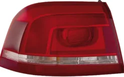 Feu arrière extérieure gauche pour VOLKSWAGEN PASSAT B7 2011-2014, Mod. S.W., Neuf