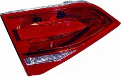Feu arrière intérieur droit pour AUDI A4 IV ph. 1 2007-2011, Modèle Berline, Neuf