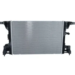 Radiateur de refroidissement moteur pour MERCEDES CLASSE GLA II ph.1 depuis 2020, OEM: A2475003800, Neuf